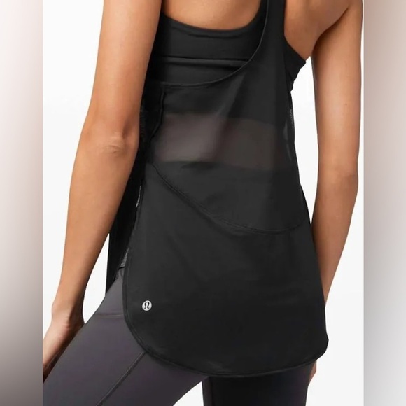 Lululemon Twist Around Tank *Light Support For C/D Cup Black Size 4 W1AIDS - Picture 1 of 7